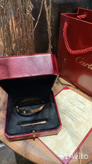 Браслет Cartier Love с бриллиантами