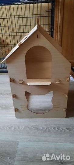 Когтеточка с домиком