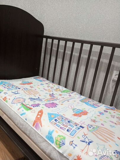 Детская кроватка