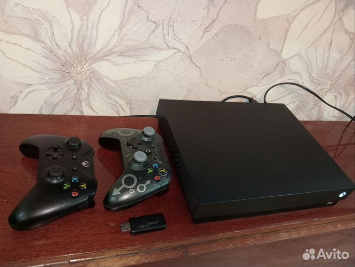 X box one x 1TB