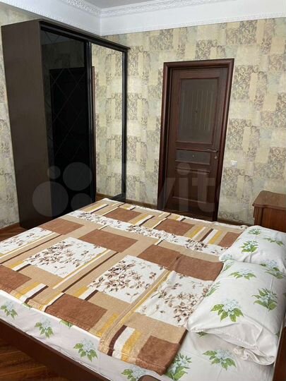 2-к. квартира, 65 м², 8/10 эт.