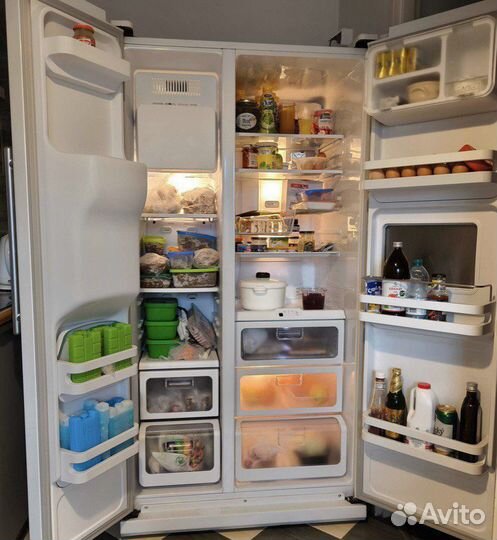 Холодильник Samsung Sibe by Sibe RSJ1kssv