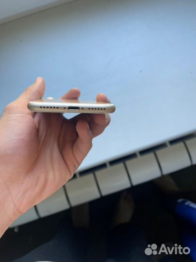 iPhone 7, 32 ГБ