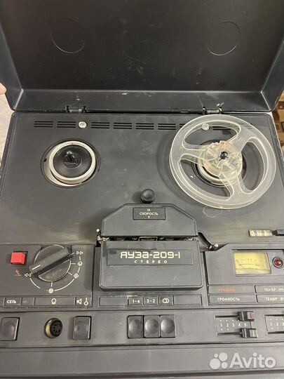 Катушечный магнитофон яуза