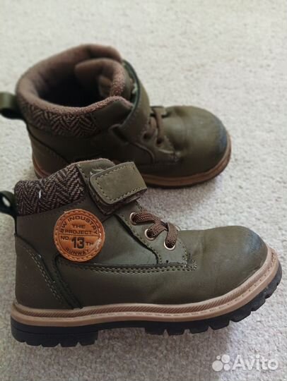 Ботинки демисезонные для мальчика 25