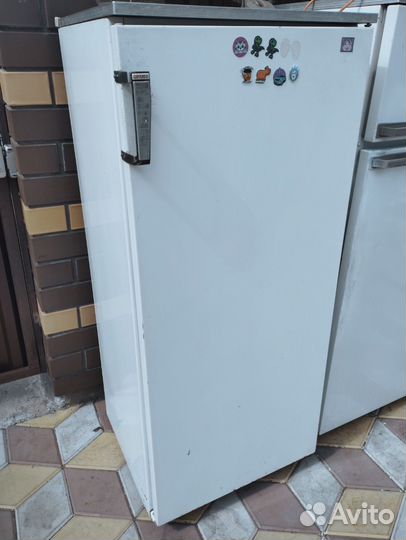 Холодильник 