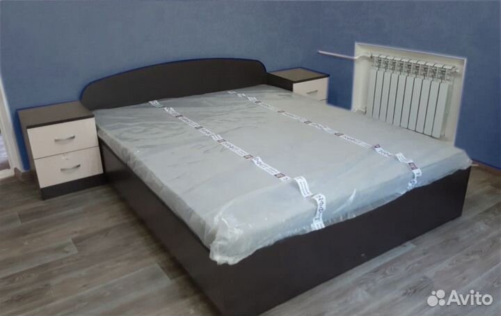 Кровать 2-спальная с матрасом Хлоя