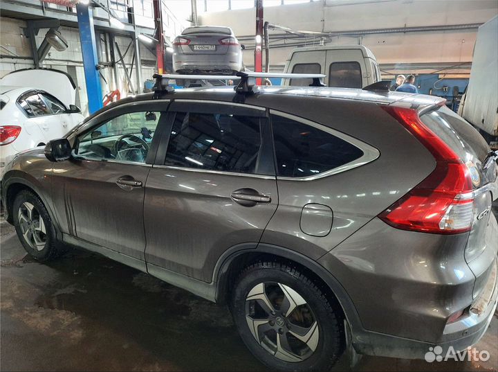 Багажник на крышу автомобиля