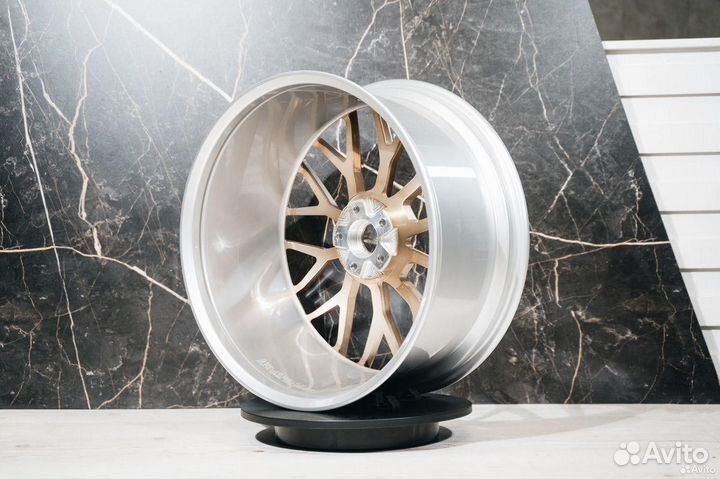 Кованные диски R22 Audi RS7