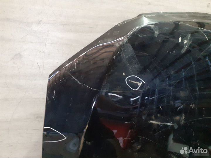 Капот Toyota