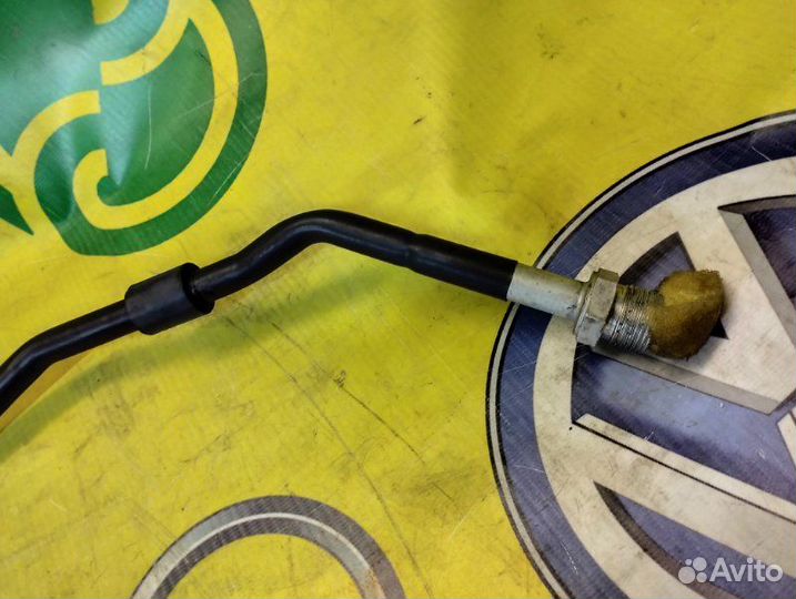 Трубка кондиционера Audi A6 универсал 2.8 CCE 2009