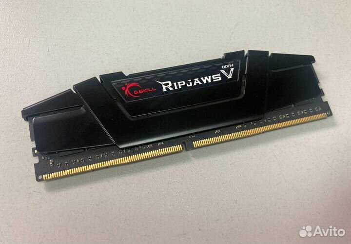 32GB DDR4 3200MHz G.Skill Ripjaws V