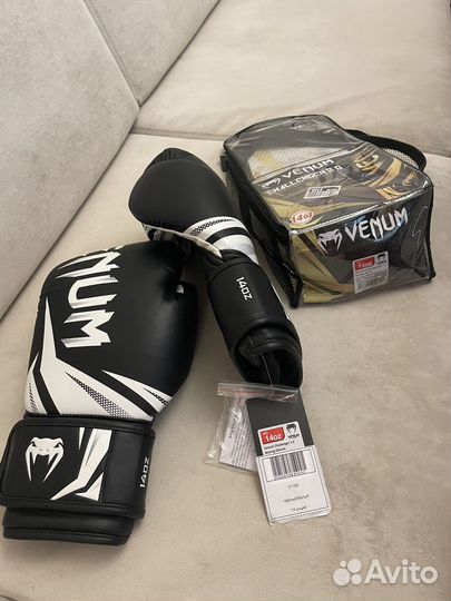 Боксерские перчатки 14 oz