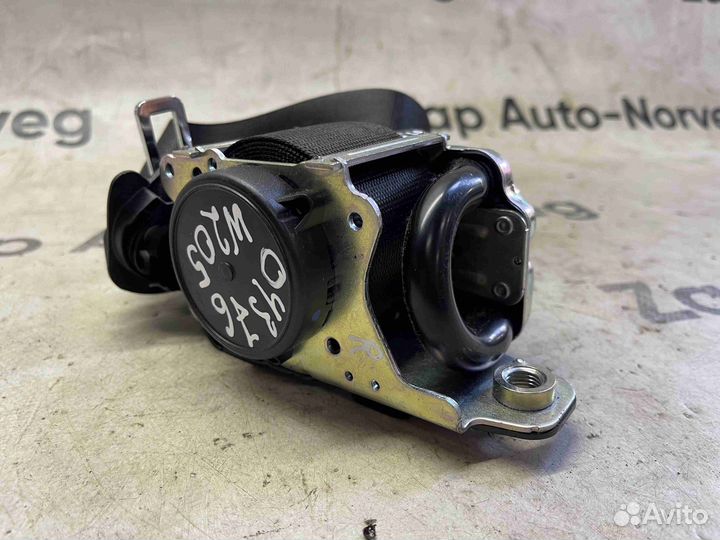 Ремень безопасности передний правый Mercedes C W20