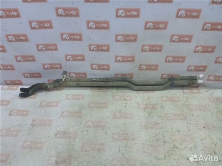 Патрубок Land Rover Discovery L319 AJ41 2008