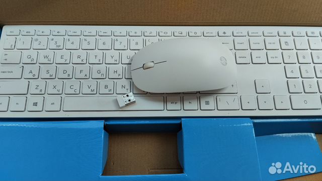 Беспроводные клавиатура и мышь HP Pavilion 800