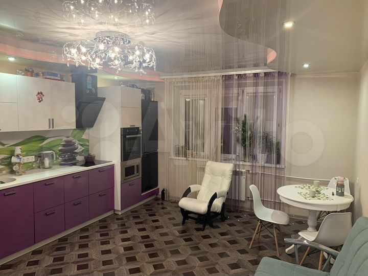 3-к. квартира, 86 м², 3/3 эт.