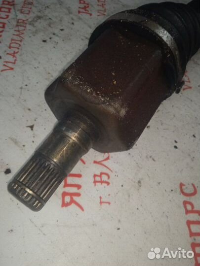 Привод передний правый Volkswagen Golf 5 BVY 2006