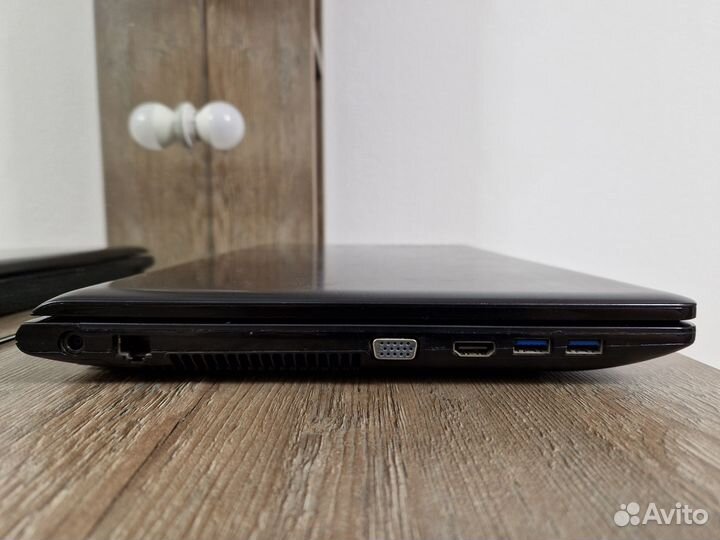 Ноутбук Samsung NP350E5C i7-12gb