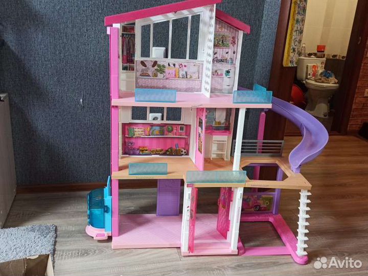 Кукольный домик с мебелью большой