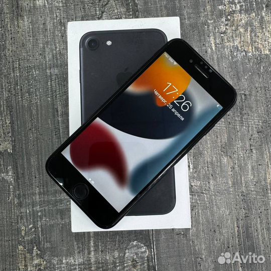 iPhone 7, 32 ГБ