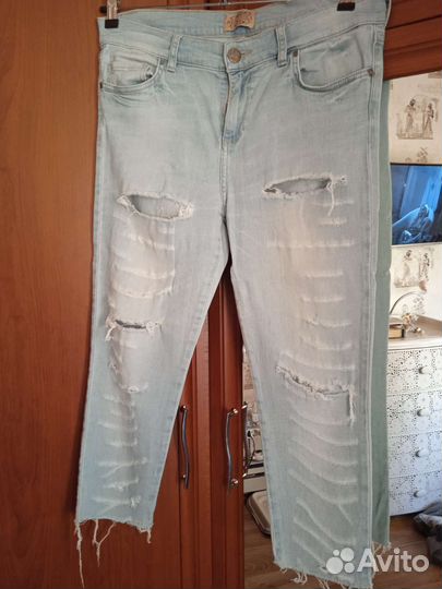 Джинсы женские