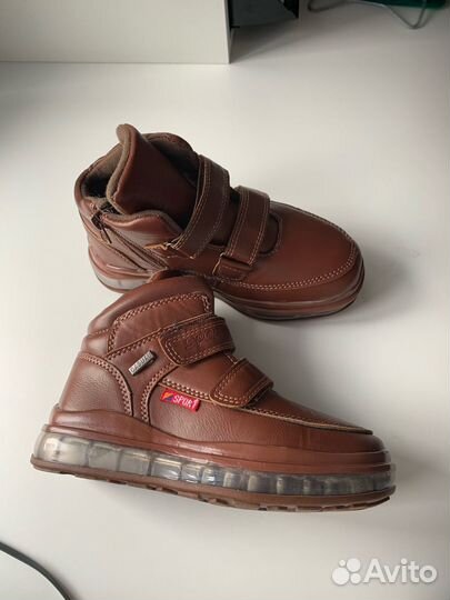 Новые ботинки на мальчика 33 размер