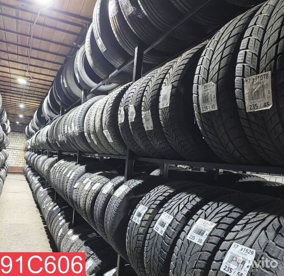 Nankang ESSN-1 Corsafa 215/45 R17 86L