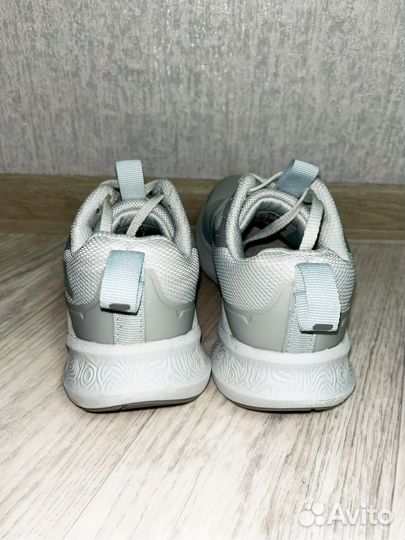 Кроссовки fila 35 р-р