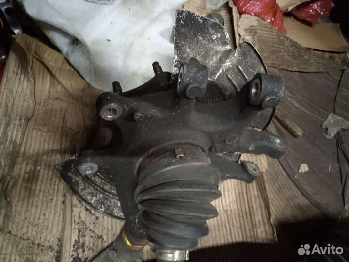 Поворотный кулак задний jaguar XF 2007-2011