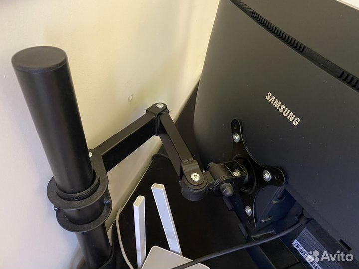 Монитор samsung 27 изогнутый