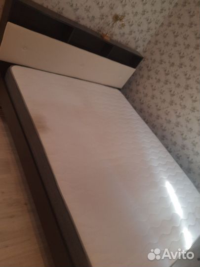 Кровать с Матрасом и подголовником