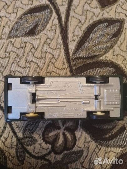 Модель автомобиля раф 2203