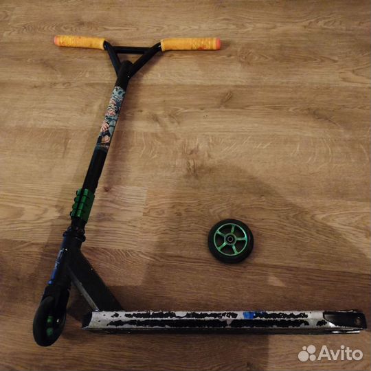 Самокат трюковой