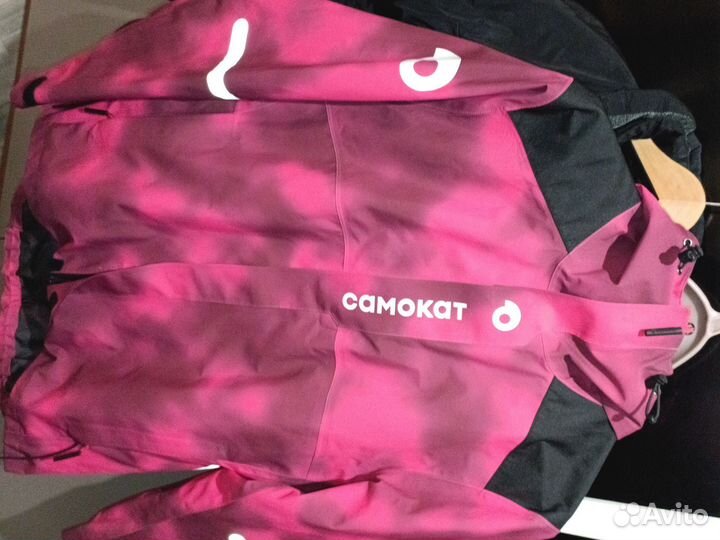 Куртка на молнии