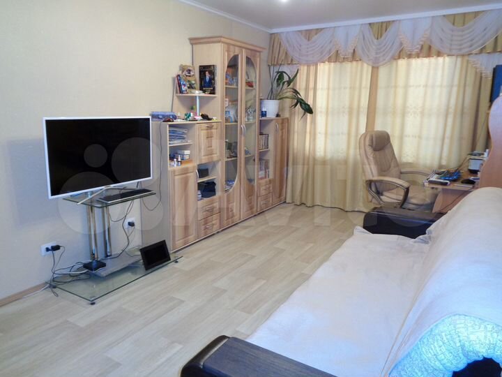 3-к. квартира, 88 м², 2/5 эт.