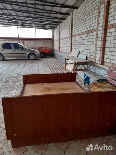 Продаю кровать бу