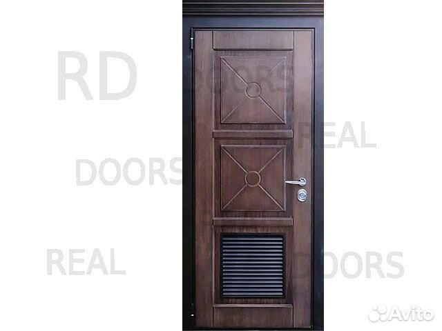 Металлическая входная дверь с окном для животных