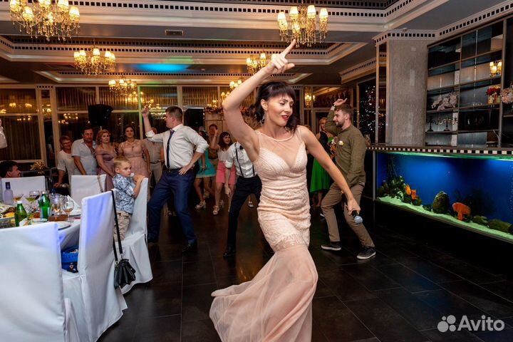 Организатор и Ведущая на свадьбу