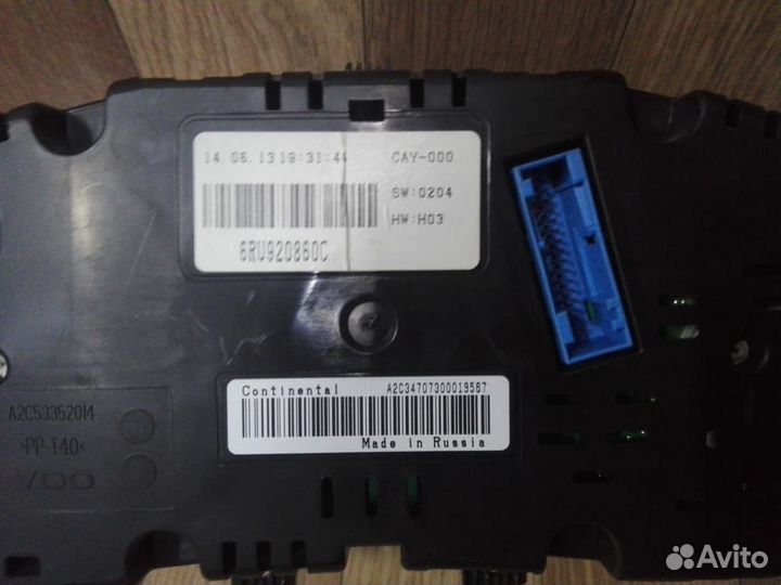 Панель приборов Volkswagen Polo 2010