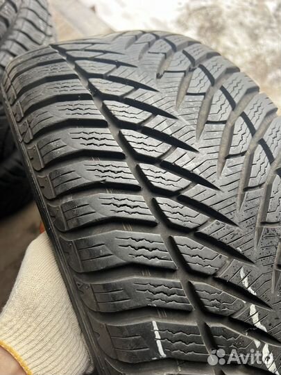 Goodyear Eagle Ultra Grip GW-3 235/60 R16