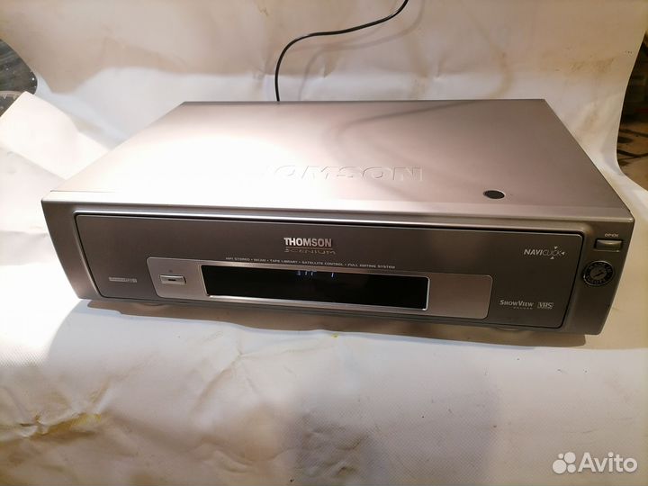 Видеомагнитофон thomson VTH 7090
