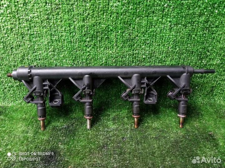 Форсунка инжекторная электрическая Peugeot 308 (2