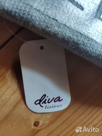 Шапка новая женская