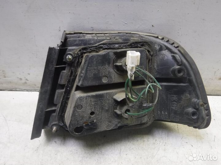 Фонари задние Nissan Maxima A32