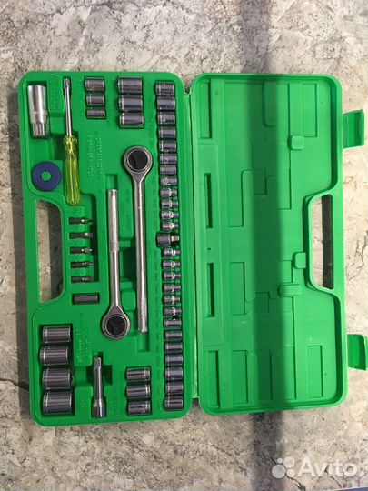 Набор инструментов универсальный Tundra