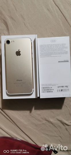 Телефон iPhone 7 32г