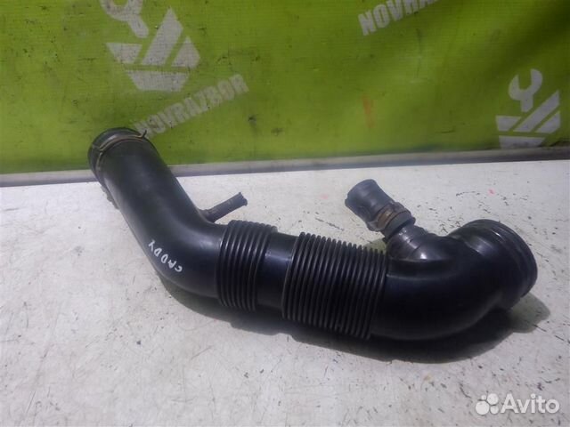 Патрубок воздушного фильтра Фольксваген Кадди Кэ