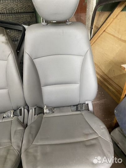 Сиденья Hyndai grand starex 3-й ряд