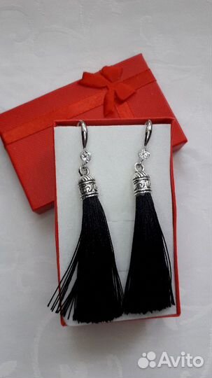 Серьги-кисти
